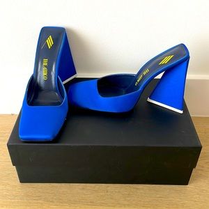 The Attico- Devon Pump in Blue size 38